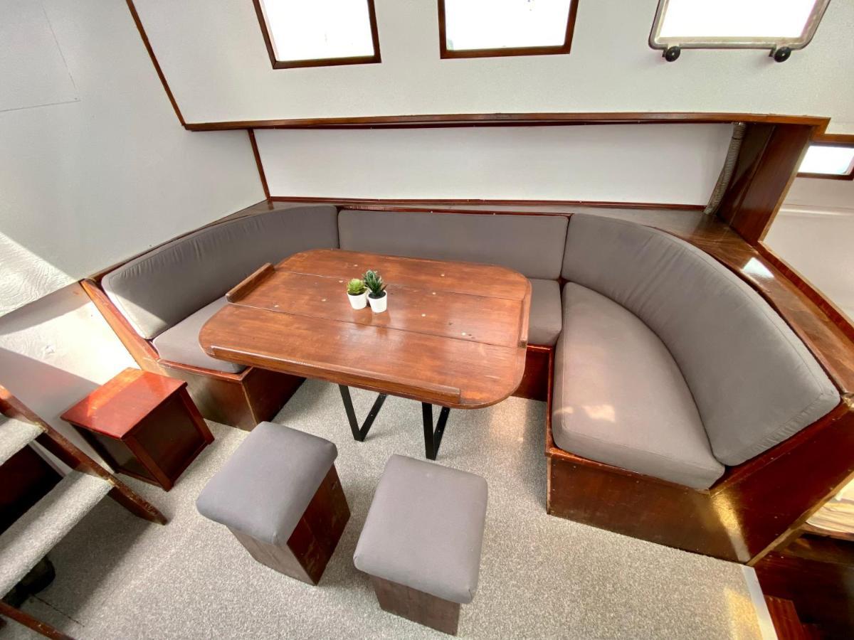 Fantastico Velero En Barcelona Hotel Sant Adria de Besos Bagian luar foto